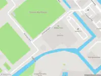 Ambulance met grote spoed naar de Groenhovenpark in Gouda