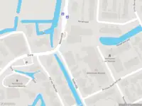 Brandweer met grote spoed naar de Prins Bernhardstraat in Waarder vanwege waarnemen gaslucht