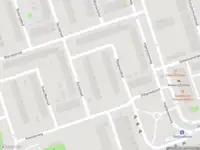 Ambulance met grote spoed naar de Schuitenhuisstraat in Amsterdam