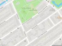 Ambulance met gepaste spoed naar de Odulphusstraat in Delft