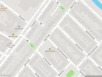 Ambulance met grote spoed naar de Kamperfoeliestraat in Rotterdam