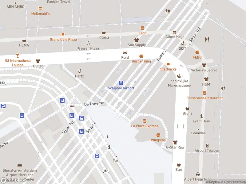 Brandweer met grote spoed naar de Aankomstpassage in Schiphol vanwege afgaan automatisch brandalarm