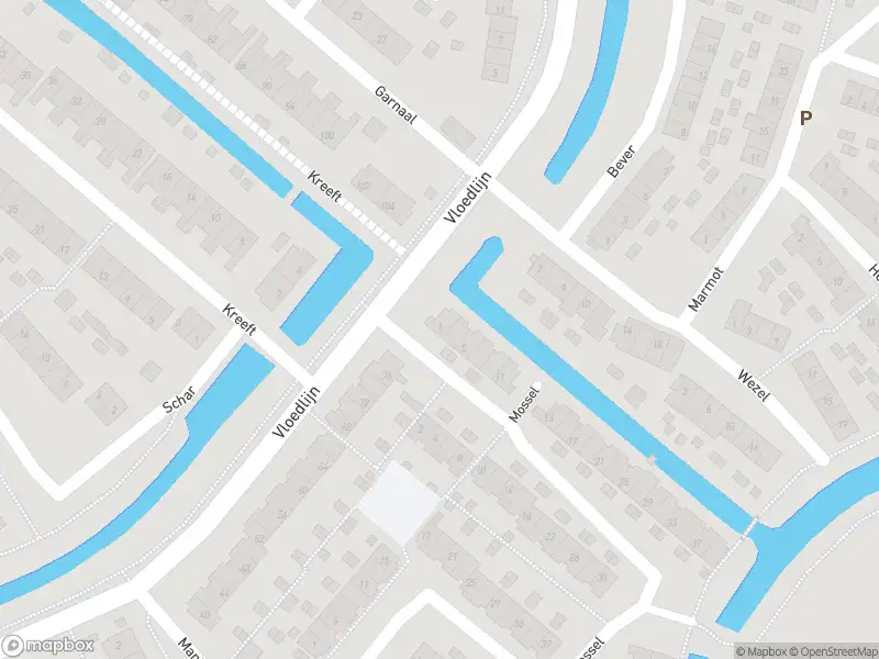 Ambulance met grote spoed naar de Mossel in Hellevoetsluis