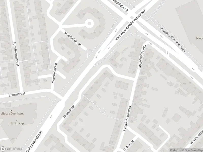 Brandweer met gepaste spoed naar de Rembrandtlaan in Zwolle