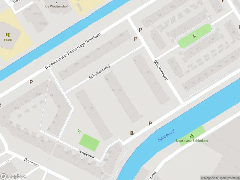 Ambulance met grote spoed naar de Schuttersveld in Schiedam