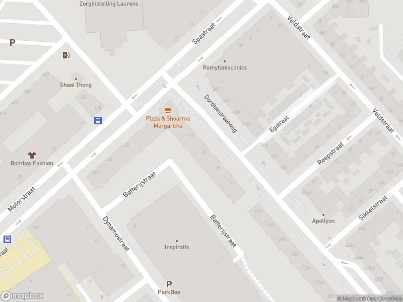 Ambulance met grote spoed naar de Dordtsestraatweg in Rotterdam