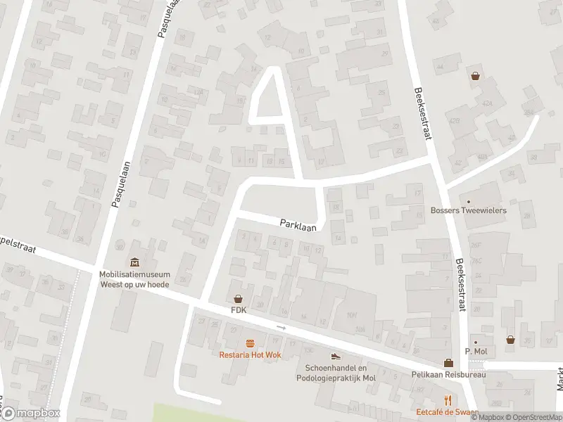 Politie met grote spoed naar de Parklaan in Prinsenbeek vanwege personen te water