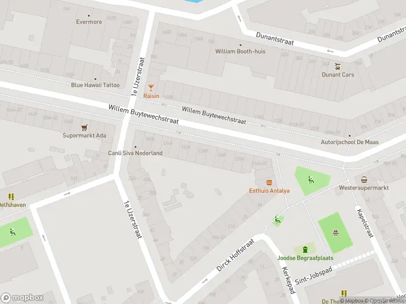 Ambulance met grote spoed naar de Willem Buytewechstraat in Rotterdam