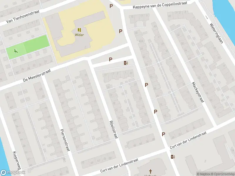 Ambulance met gepaste spoed naar de Cort van der Lindenstraat in Delft