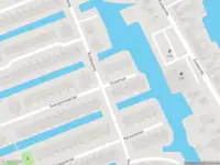 Ambulance met grote spoed naar de Orcastraat in Amsterdam