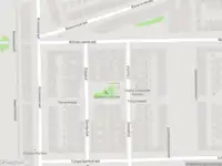 Ambulance met grote spoed naar de Schaarbeekstraat in Amsterdam