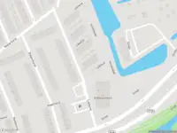 Ambulance met grote spoed naar de Lokhorst in Rotterdam