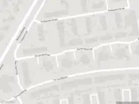 Brandweer en politie met grote spoed naar de Pottbeckerstraat in Steyl vanwege waarnemen gaslucht