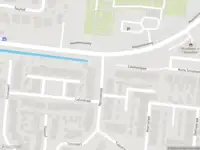 Ambulance met gepaste spoed naar de Narcisstraat in 's-Gravendeel