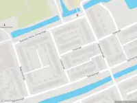 Ambulance met gepaste spoed naar de Irisstraat in Oostzaan