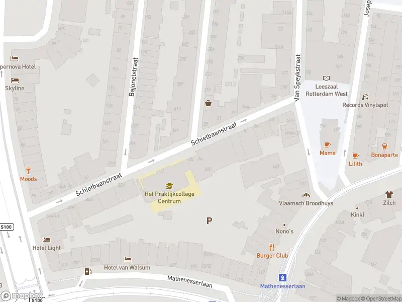 Ambulance met grote spoed naar de Schietbaanstraat in Rotterdam