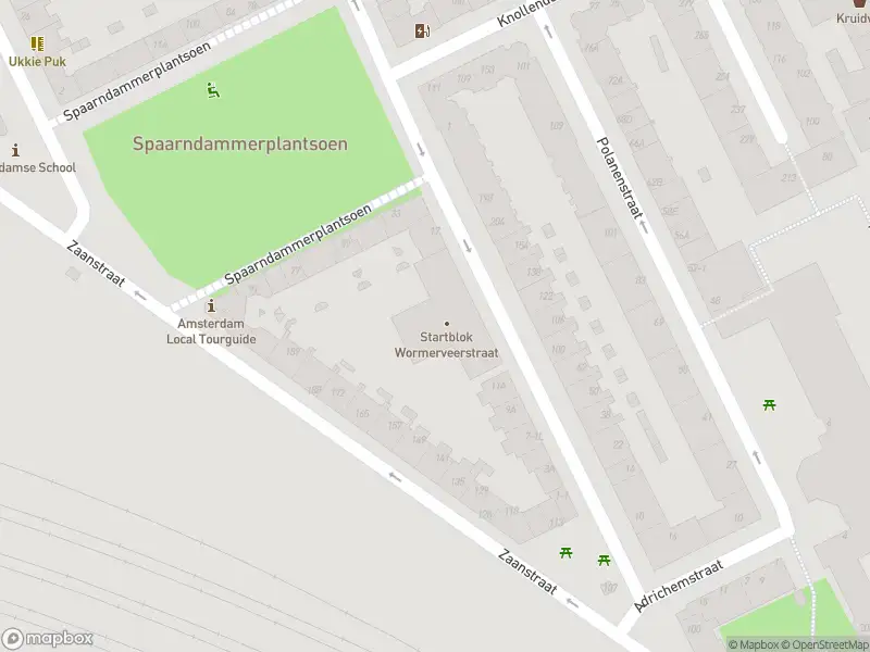 Ambulance met gepaste spoed naar de Polanenstraat in Amsterdam