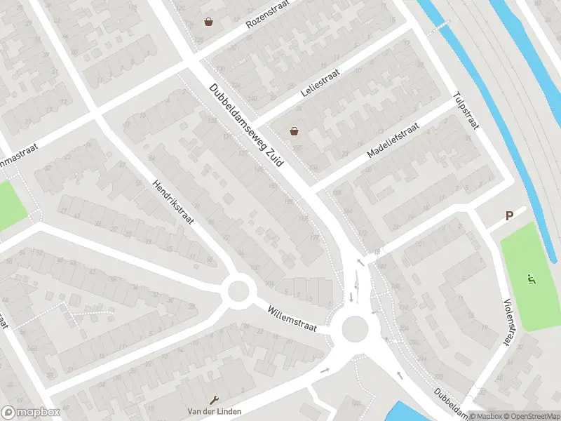 Ambulance met grote spoed naar de Dubbeldamseweg Zuid in Dordrecht