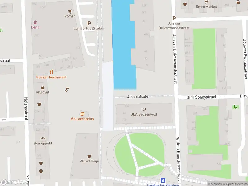 Ambulance met grote spoed naar de Dr. H. Colijnstraat in Amsterdam