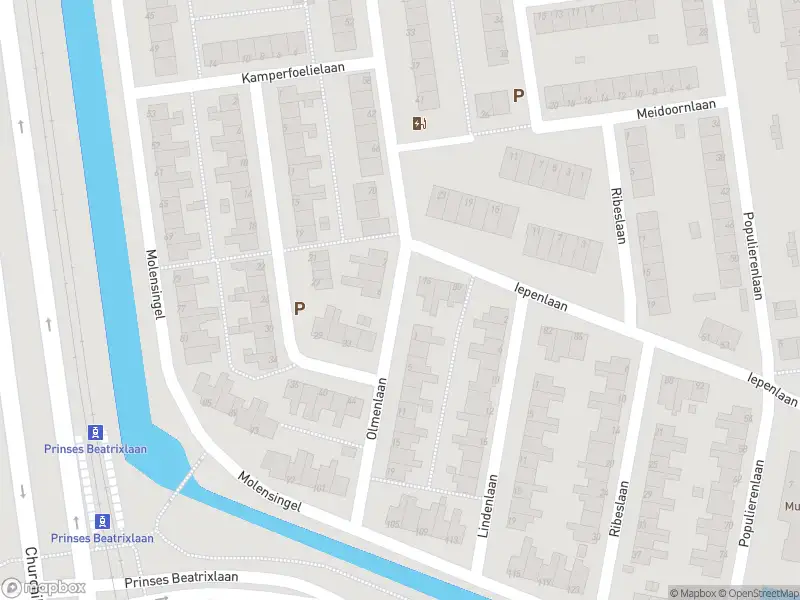 Brandweer met gepaste spoed naar de Olmenlaan in Schiedam