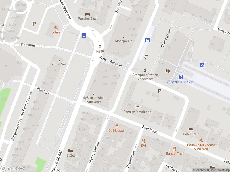 Ambulance met grote spoed naar de Ir E J J Kuindersstraat in Zandvoort