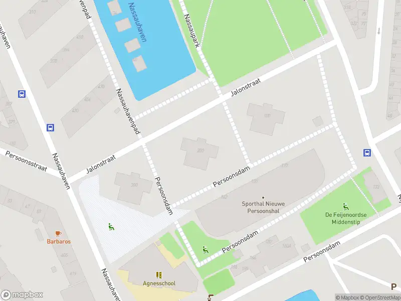 Ambulance met grote spoed naar de Jalonstraat in Rotterdam