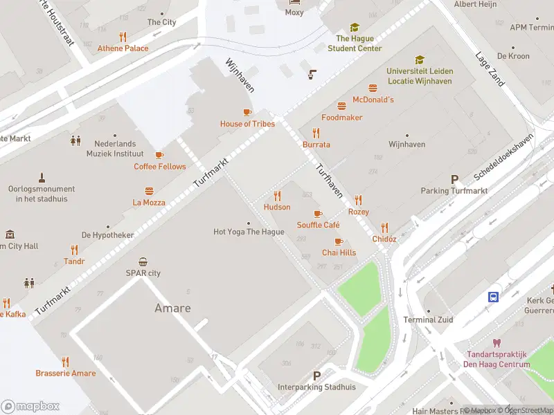 Ambulance met gepaste spoed naar de Fluwelen Burgwal in 's-Gravenhage