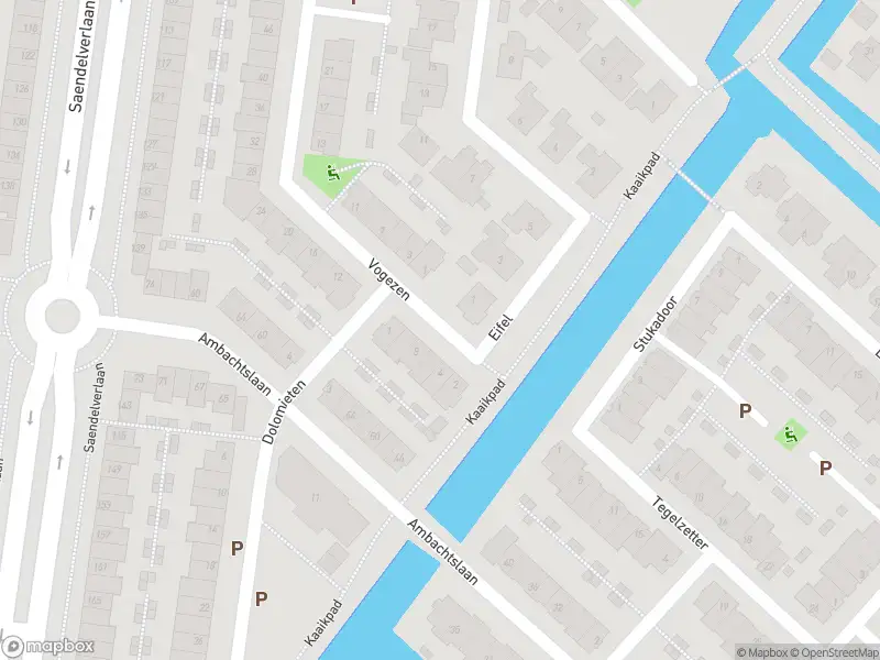 Ambulance met grote spoed naar de Vogezen in Assendelft