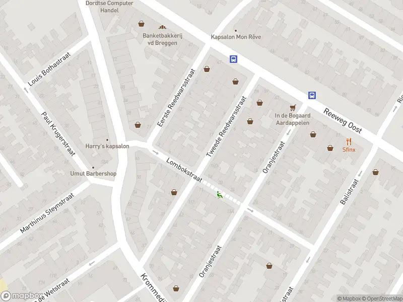 Ambulance met grote spoed naar de Tweede Reedwarsstraat in Dordrecht