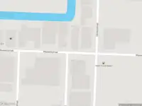 Ambulance met gepaste spoed naar de Maxwellstraat in Dordrecht