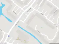 Ambulance met grote spoed naar de Voordek in Amsterdam