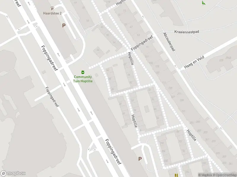 Ambulance met grote spoed naar de Haardstee in Amsterdam