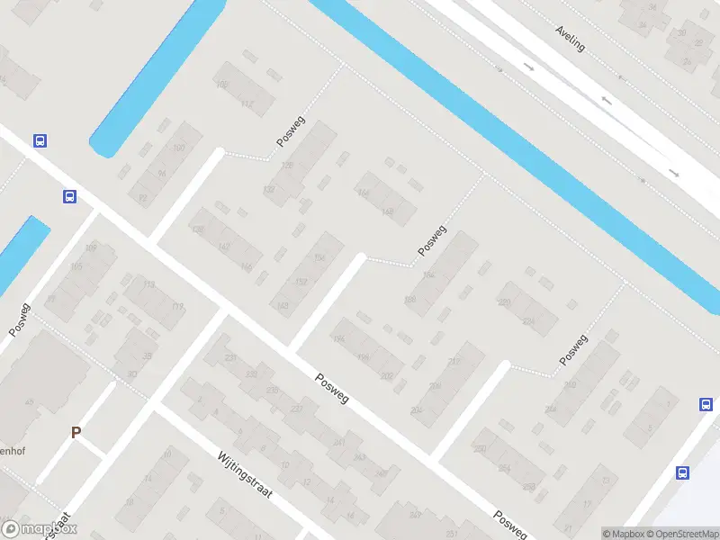 Ambulance met grote spoed naar de Posweg in Hoogvliet Rotterdam