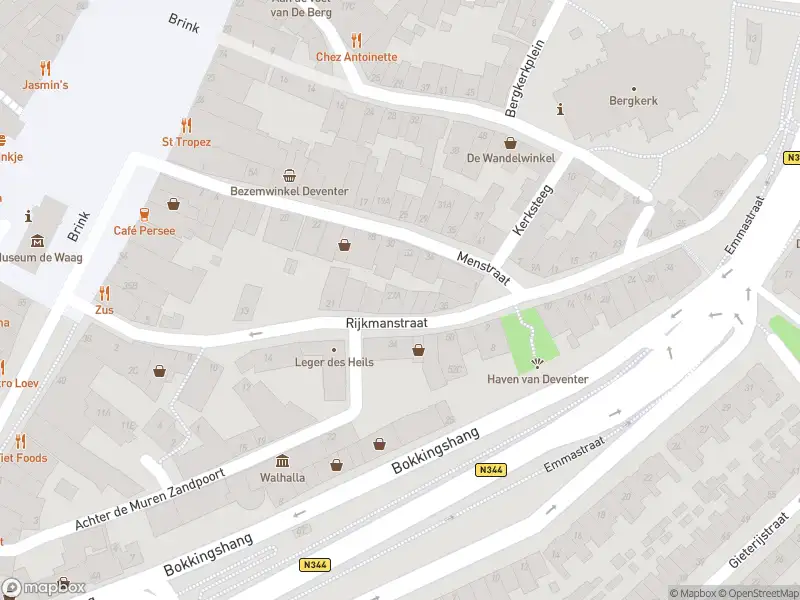 Brandweer met gepaste spoed naar de Rijkmanstraat in Deventer vanwege afhijsen patient