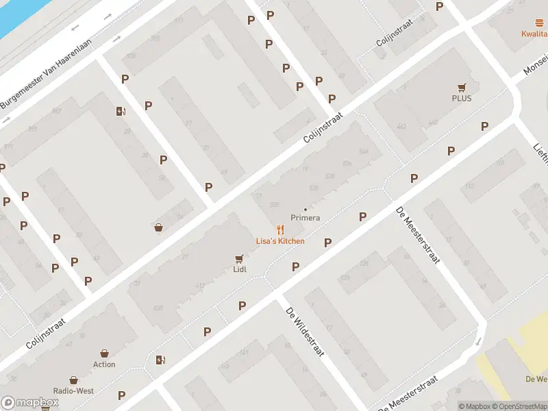 Ambulance met grote spoed naar de Monseigneur Nolenslaan in Schiedam