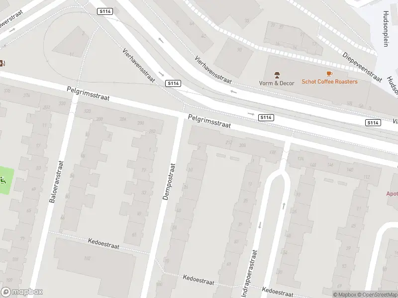 Ambulance met grote spoed naar de Dempostraat in Rotterdam