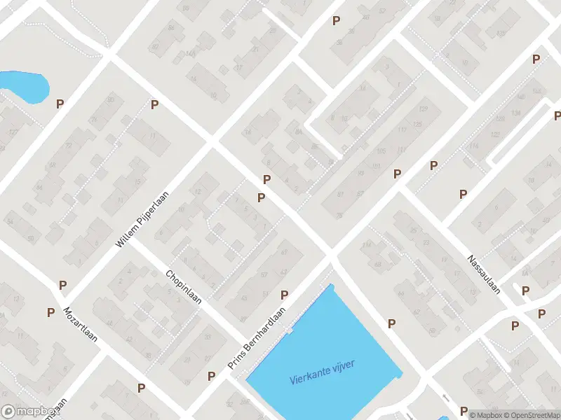 Ambulance met grote spoed naar de Sweelincklaan in Leidschendam