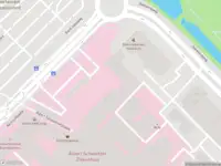 Ambulance met gepaste spoed naar de Albert Schweitzerplaats in Dordrecht