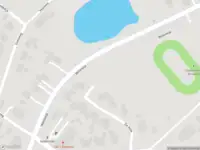 Politie met grote spoed naar de Molenwijk in Spijkerboor vanwege voertuigen te water