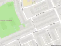 Ambulance met grote spoed naar de David Blesstraat in Dordrecht