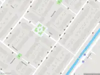 Ambulance met grote spoed naar de Dotter in Puttershoek