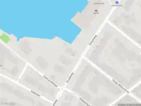 Ambulance met grote spoed naar de Straatweg in Rotterdam