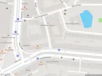 Ambulance met gepaste spoed naar de Singel in Schiedam