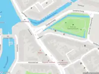 Politie met grote spoed naar de Oostplein in Delft vanwege ongeval met letsel