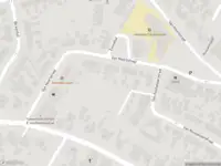 Politie naar de Nieuwe Kerkstraat in Nijkerkerveen vanwege aanrijding met letsel