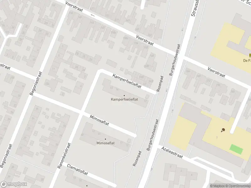 Brandweer met grote spoed naar de Kamperfoelieflat in Roosendaal vanwege gebouwbrand