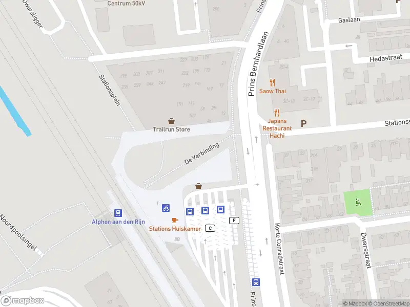 Ambulance met grote spoed naar de Stationsplein in Alphen aan den Rijn