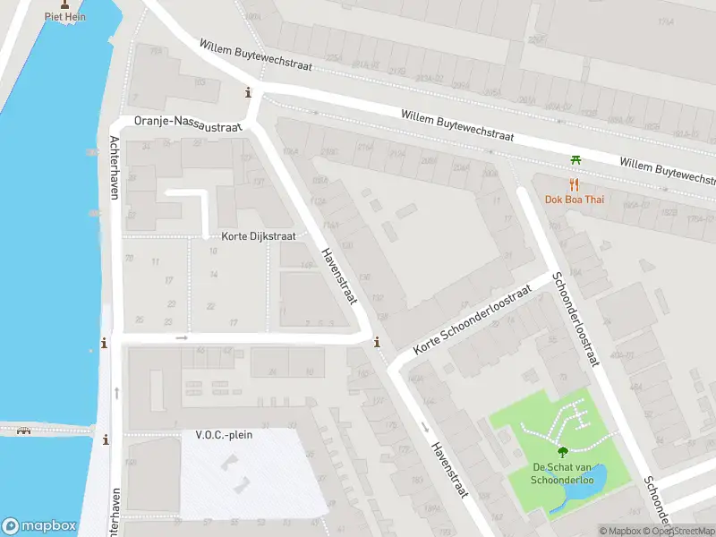 Ambulance met grote spoed naar de Havenstraat in Rotterdam