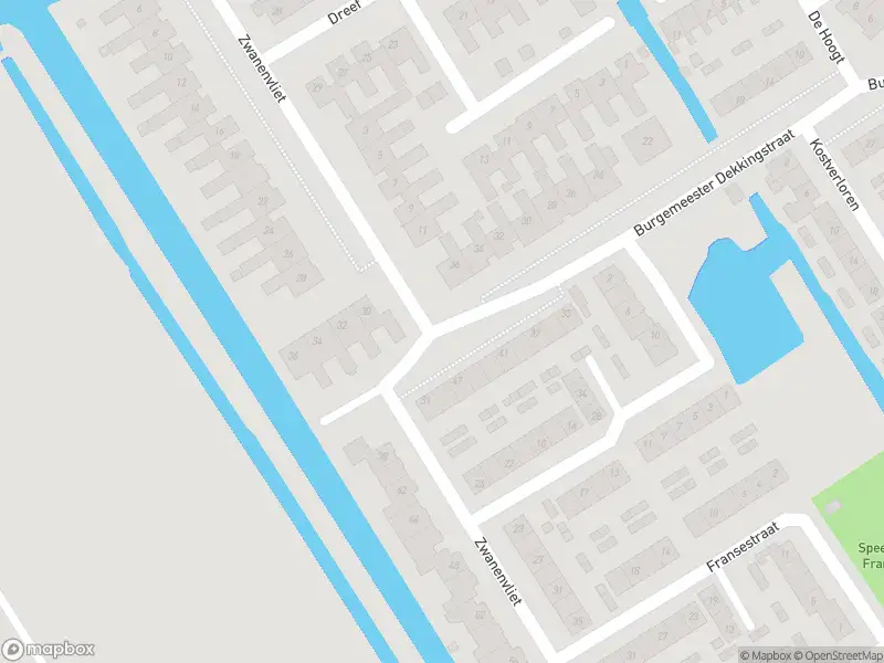 Ambulance met grote spoed naar de Zwanenvliet in Streefkerk