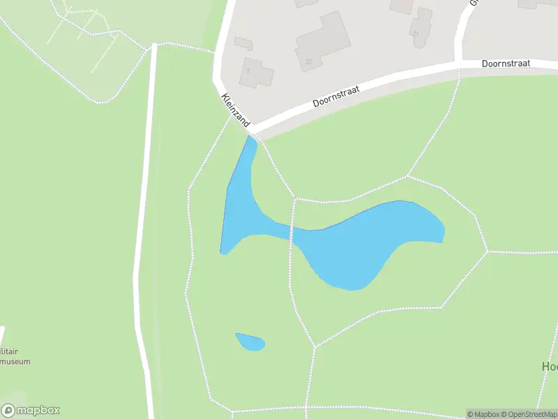 Ambulance met grote spoed naar de Stationsweg in Hoek van Holland